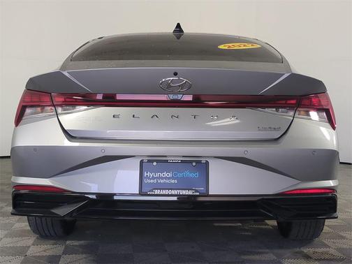 2022 Hyundai ELANTRA Limited