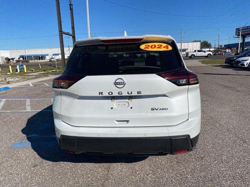 2024 Nissan Rogue SV