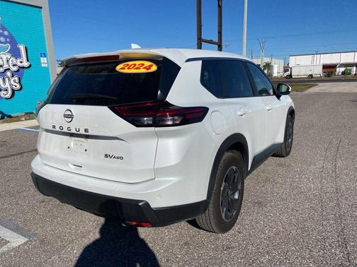 2024 Nissan Rogue SV
