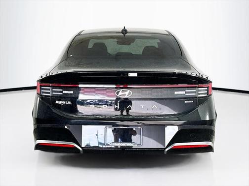 2025 Hyundai SONATA Hybrid SE