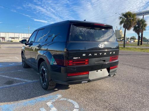 2025 Hyundai SANTA FE SE