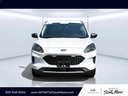 Oxford White 2022 Ford Escape SE
