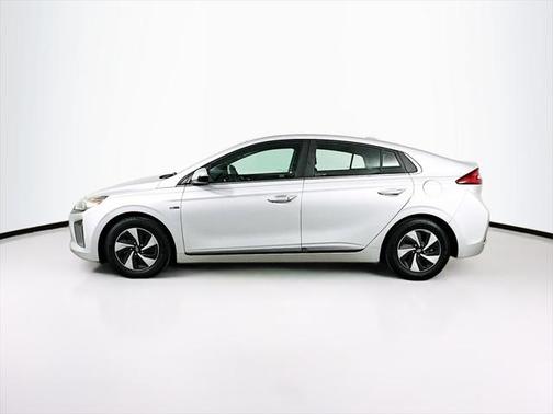 2017 Hyundai IONIQ Hybrid SEL
