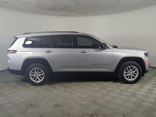 Silver Zynith 2022 Jeep Grand Cherokee L Laredo