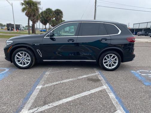2023 BMW X5 PHEV xDrive45e
