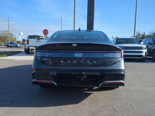 2026 Hyundai SONATA SEL