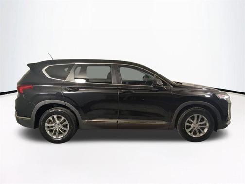 2019 Hyundai SANTA FE SE 2.4