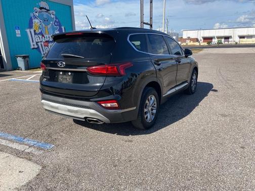 2019 Hyundai SANTA FE SE 2.4