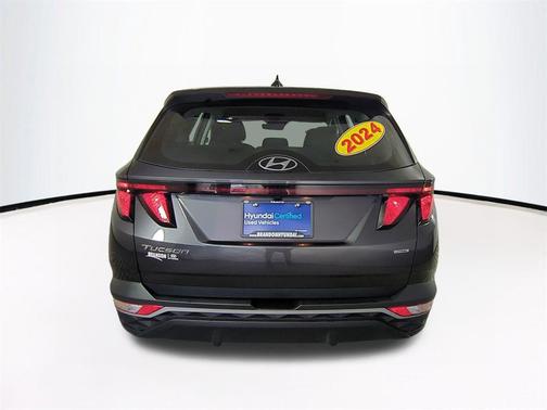 2024 Hyundai TUCSON SE