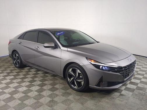 Fluid Metal 2023 Hyundai ELANTRA HEV Limited