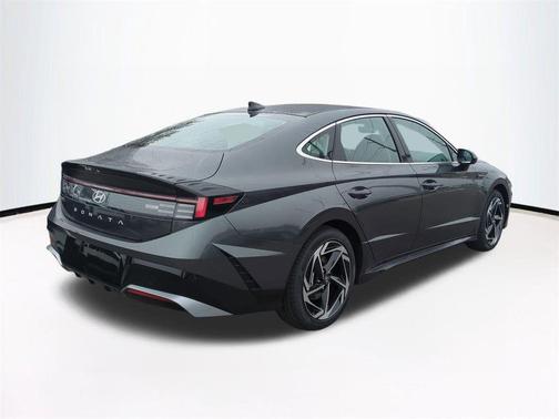 2026 Hyundai SONATA SEL