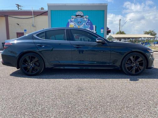 2023 Genesis G70 2.0T RWD