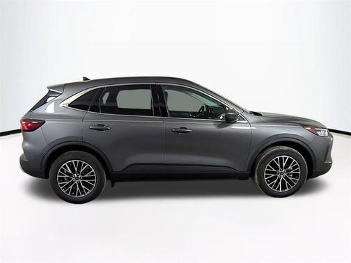 2025 Ford Escape PHEV SE