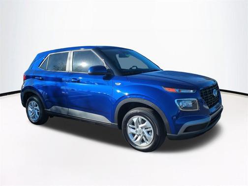 2026 Hyundai VENUE SE