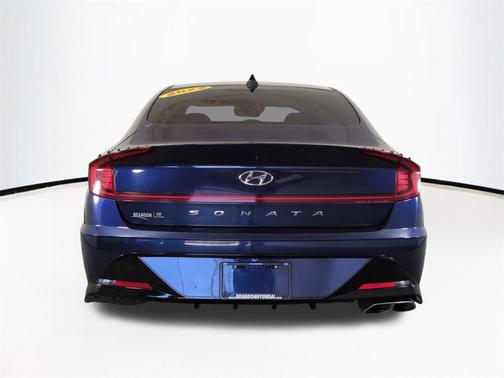 2022 Hyundai SONATA SEL