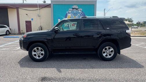 Midnight Black Metallic 2020 Toyota 4Runner SR5 Premium