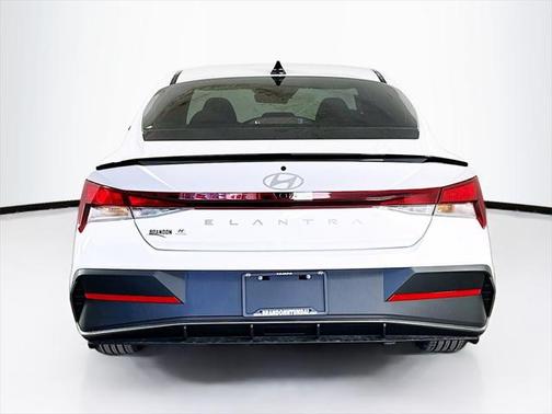 2025 Hyundai ELANTRA Sport