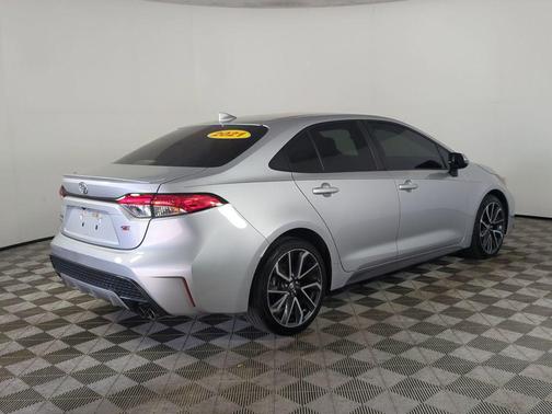 2021 Toyota Corolla SE