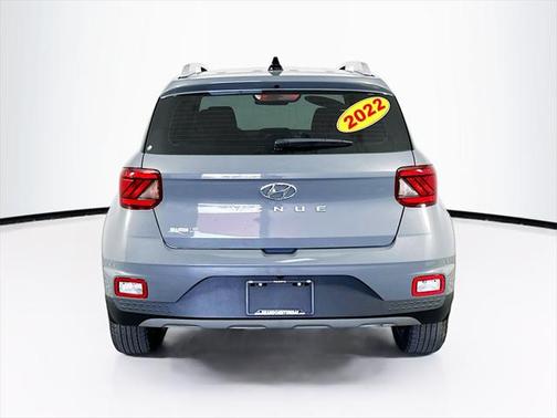 2022 Hyundai VENUE SEL