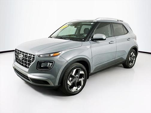 2022 Hyundai VENUE SEL