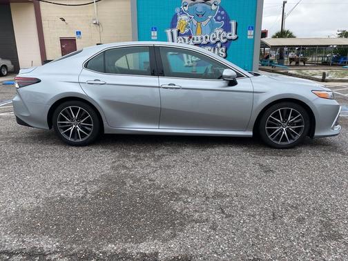 2022 Toyota Camry XLE