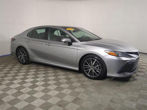 2022 Toyota Camry XLE