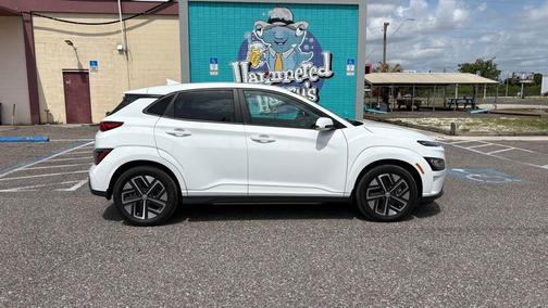 Lunar White 2023 Hyundai KONA EV Limited