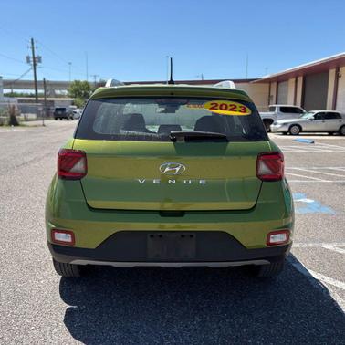 2023 Hyundai VENUE SEL