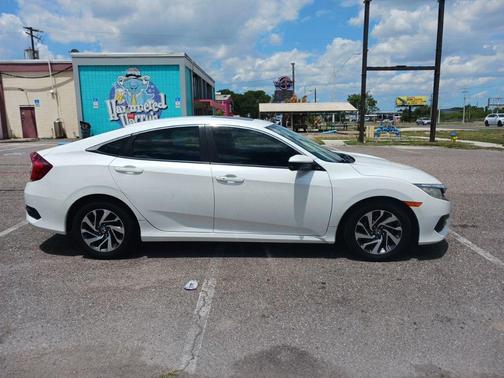 White 2016 Honda Civic EX