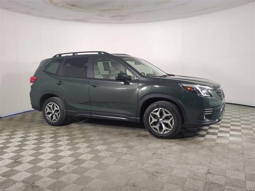 2024 Subaru Forester Premium