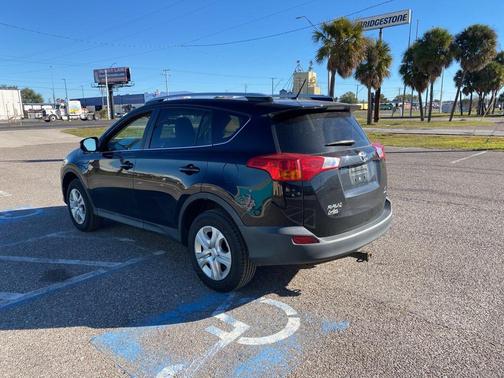 2013 Toyota RAV4 LE