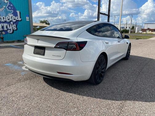 2023 Tesla Model 3 Performance