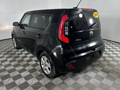2017 Kia Soul Base