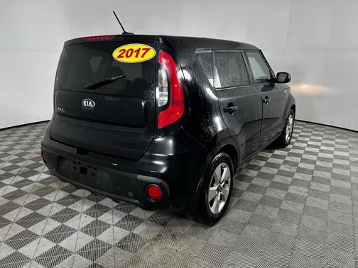 2017 Kia Soul Base