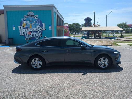 Portofino Gray 2025 Hyundai SONATA SE