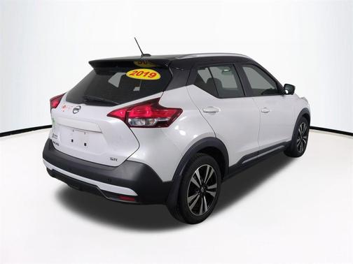 2019 Nissan Kicks SR