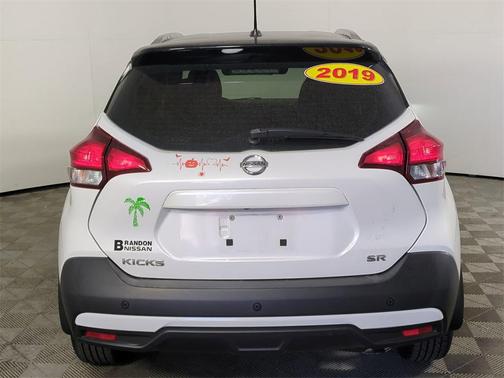 2019 Nissan Kicks SR