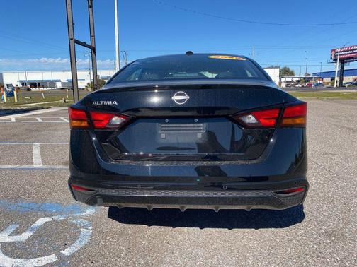 2025 Nissan Altima 2.5 SV