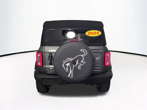 Carbonized Gray Metallic 2025 Ford Bronco Badlands