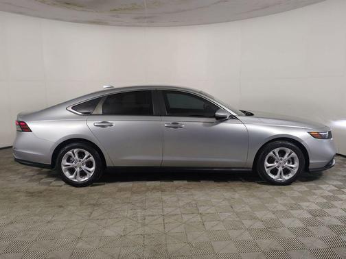 2024 Honda Accord LX 1.5T