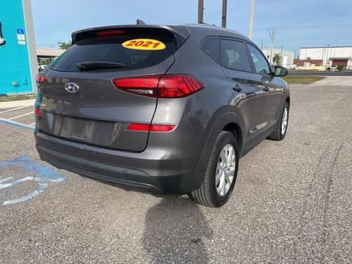 2021 Hyundai TUCSON Value