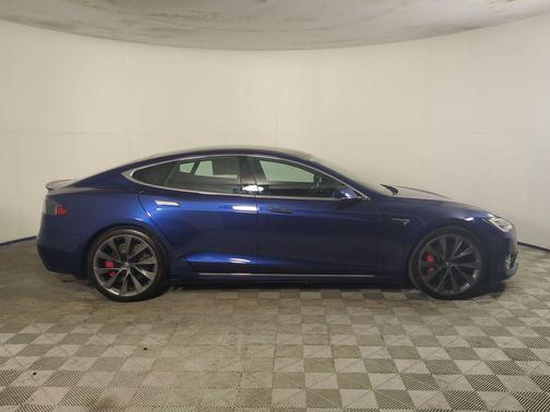 2020 Tesla Model S Performance