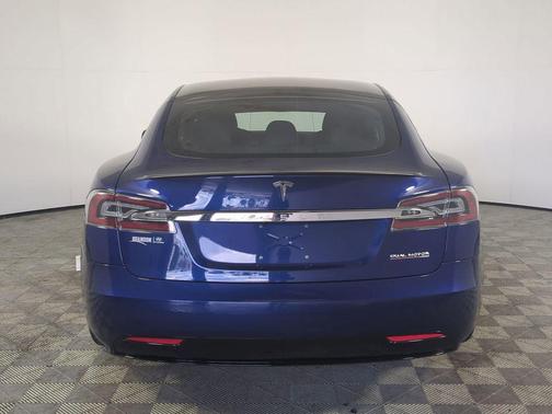 2020 Tesla Model S Performance