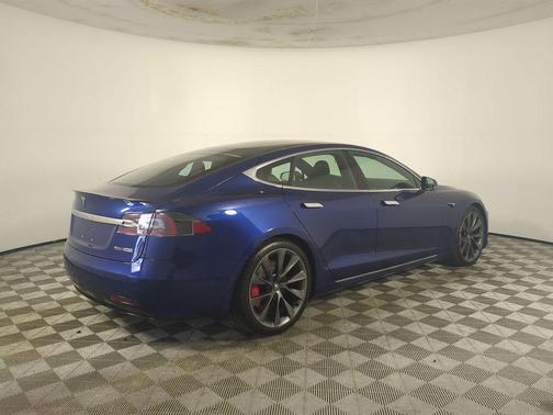 2020 Tesla Model S Performance