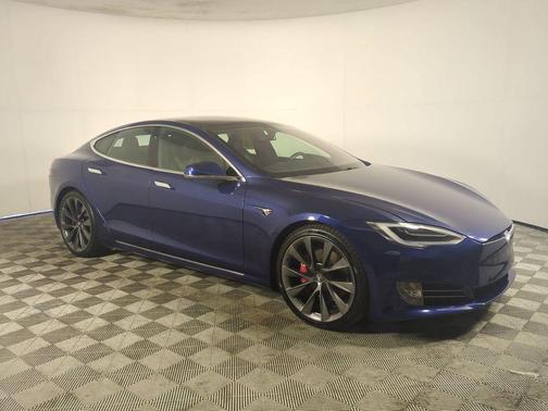 2020 Tesla Model S Performance