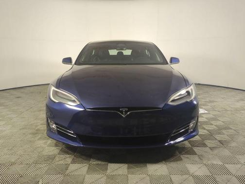 2020 Tesla Model S Performance