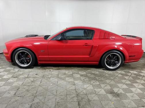 2006 Ford Mustang GT Premium