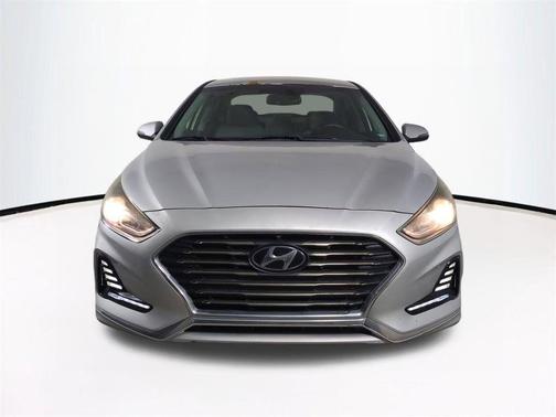 Symphony Silver 2018 Hyundai SONATA SEL