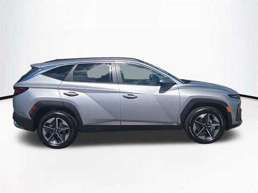 Shimmering Silver 2026 Hyundai TUCSON Hybrid SEL