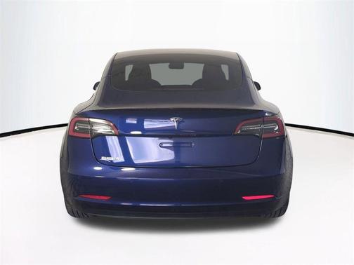 Deep Blue Metallic 2022 Tesla Model 3 Performance